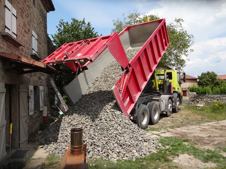 Livraison des cailloux pour le hérisson